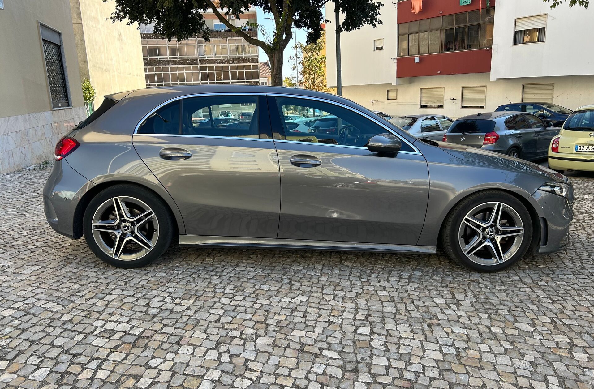 MERCEDES Classe A A 180 d AMG Line