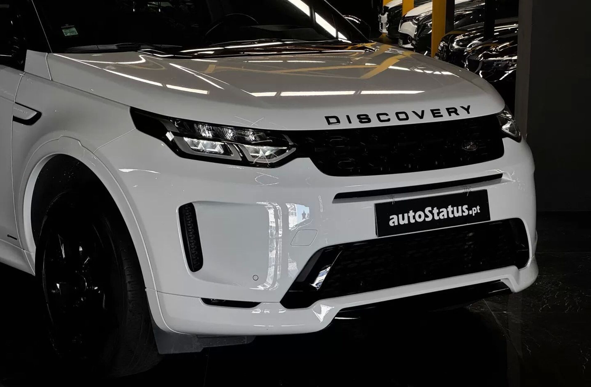 LAND ROVER Discovery S.2.0 eD4 R-Dynamic 7L