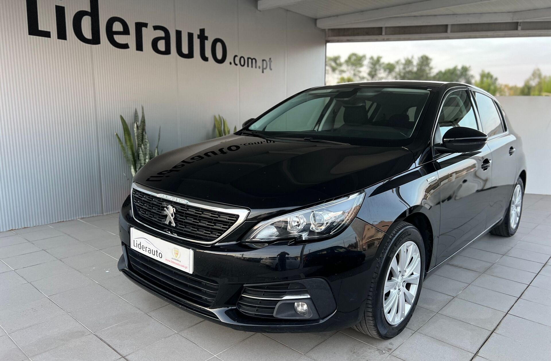 PEUGEOT 308 1.5 BlueHDi Style