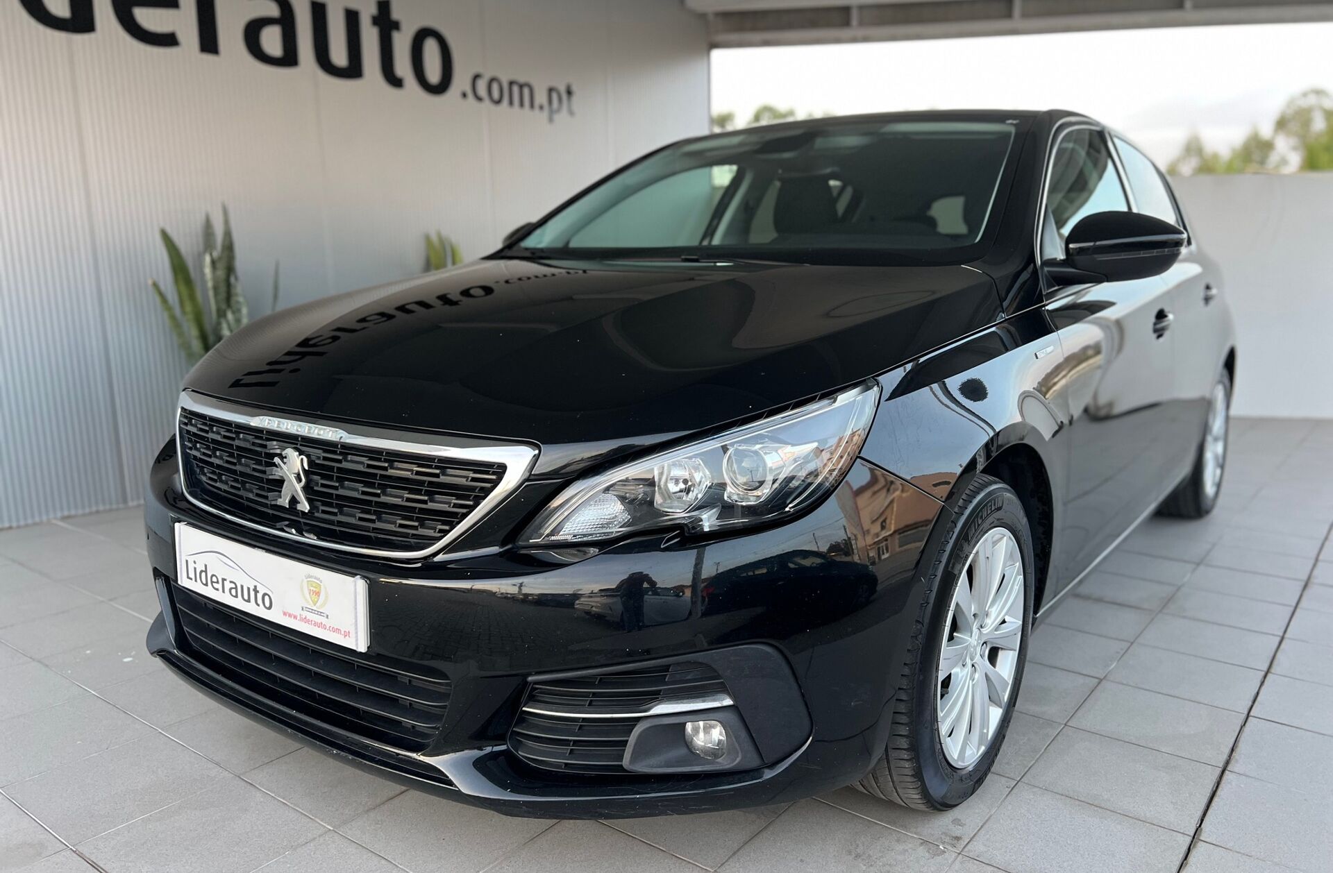 PEUGEOT 308 1.5 BlueHDi Style