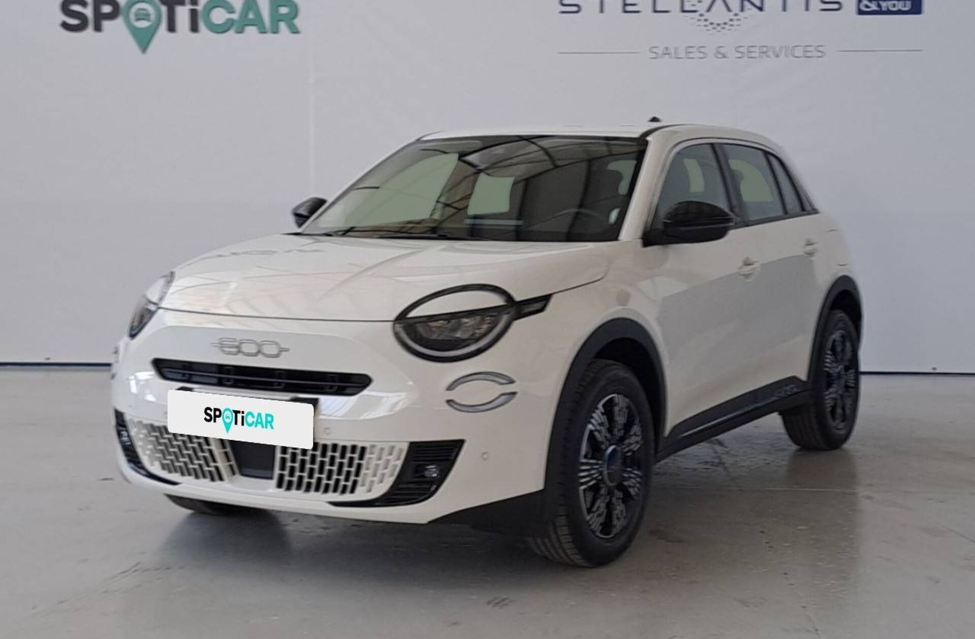 FIAT 600 e 54 kWh (RED)