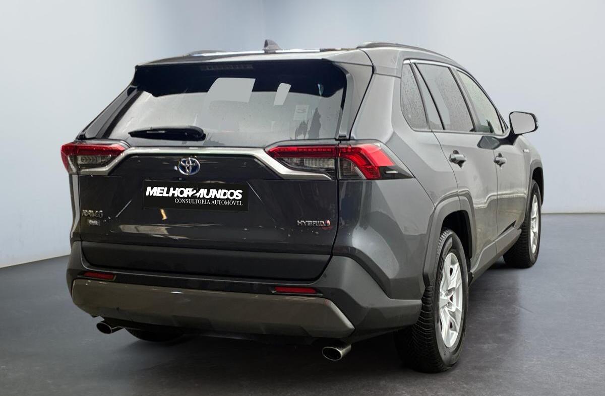 TOYOTA RAV 4 2.5 HDF Exclusive