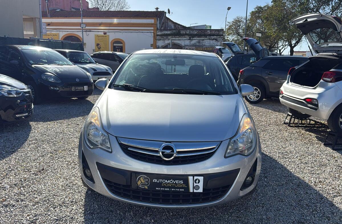 OPEL Corsa D Corsa 1.2 Go!