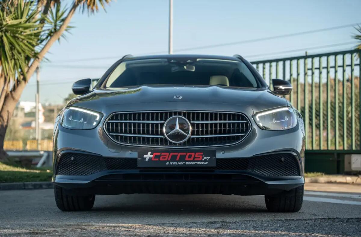 MERCEDES Classe E E 300 de Avantgarde