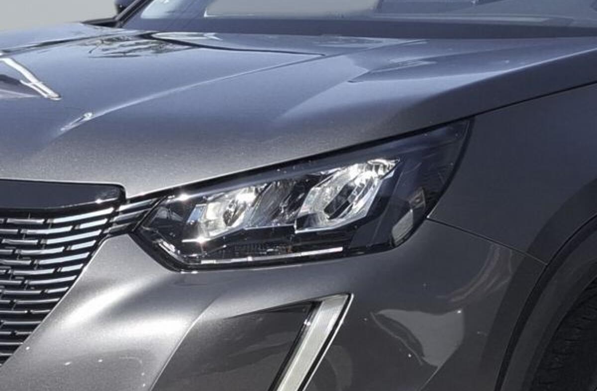 PEUGEOT 2008 1.2 PureTech Allure