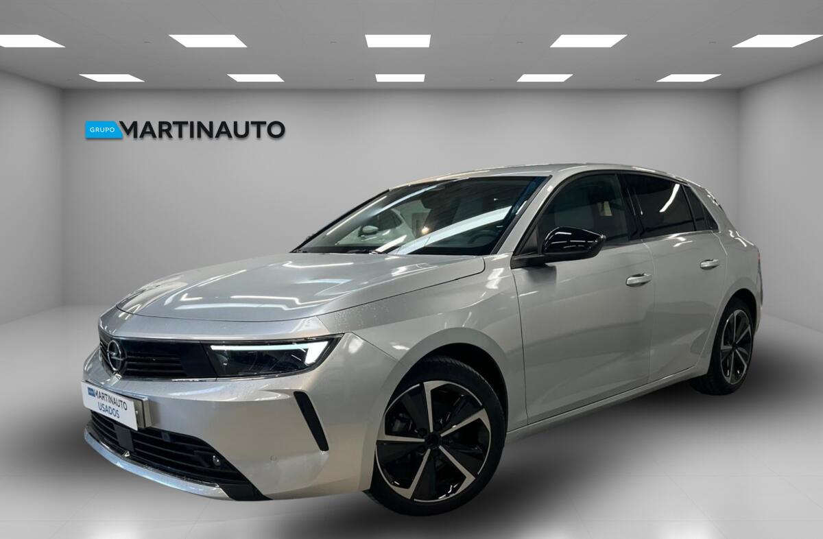 OPEL Astra 1.2 T Elegance