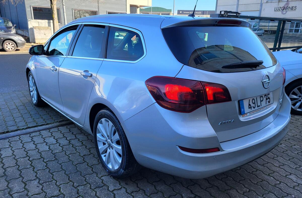 OPEL Astra Sport 1.3 CDTi