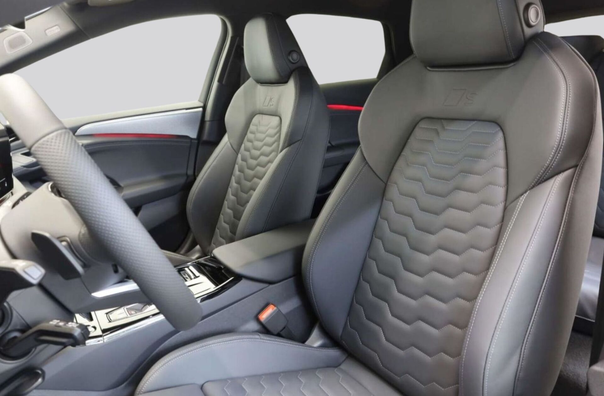 AUDI A6 Avant 55 TFSIe quattro S line S tronic