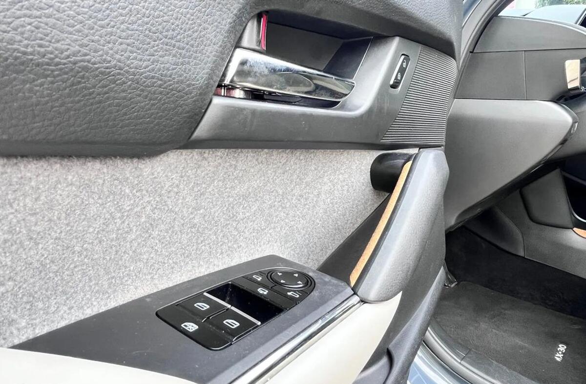 MAZDA MX-30 e-Skyactiv Ex.+Plus Pack+Modern Confidence