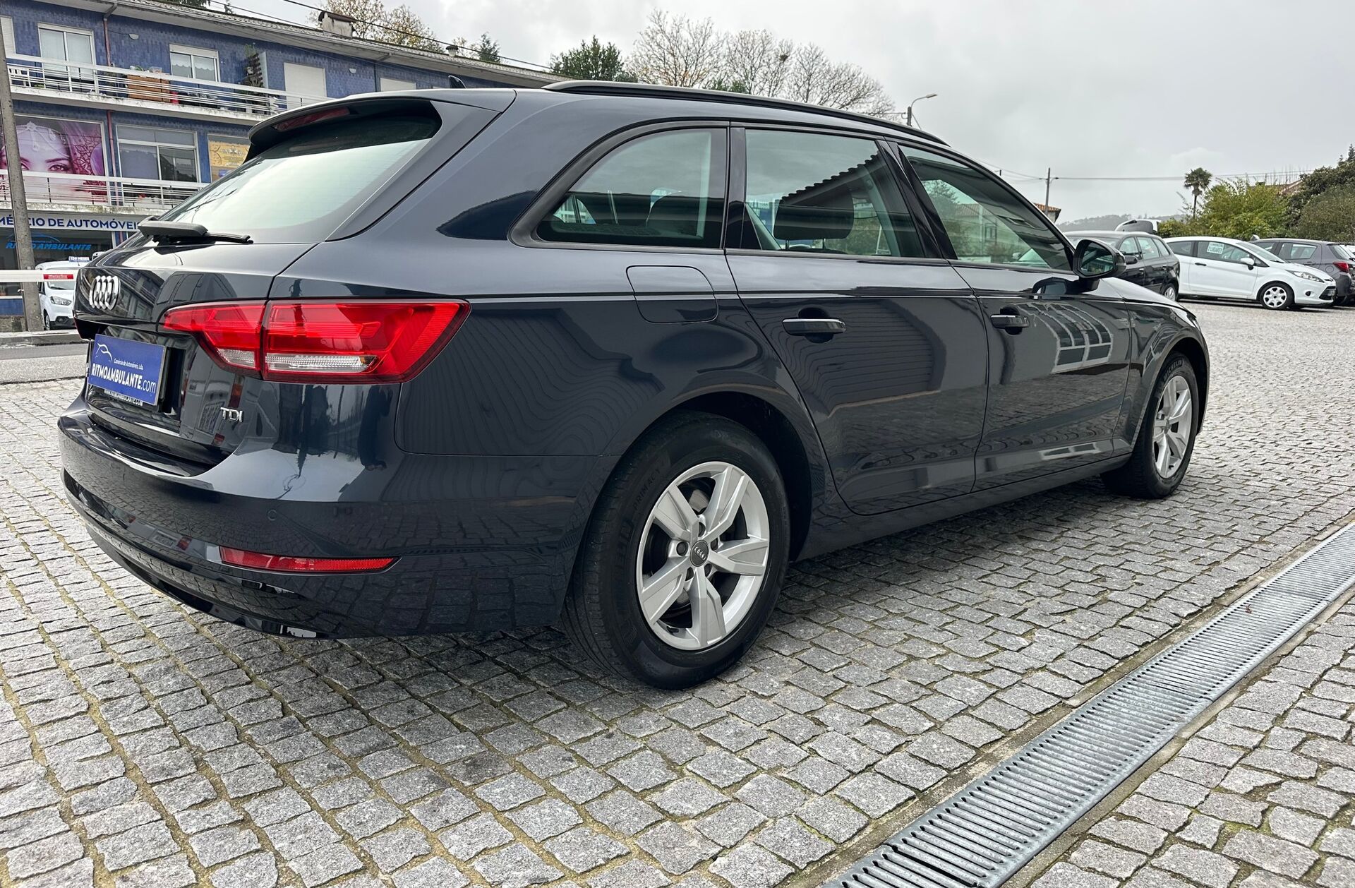 AUDI A4 2.0 TDI Design S tronic