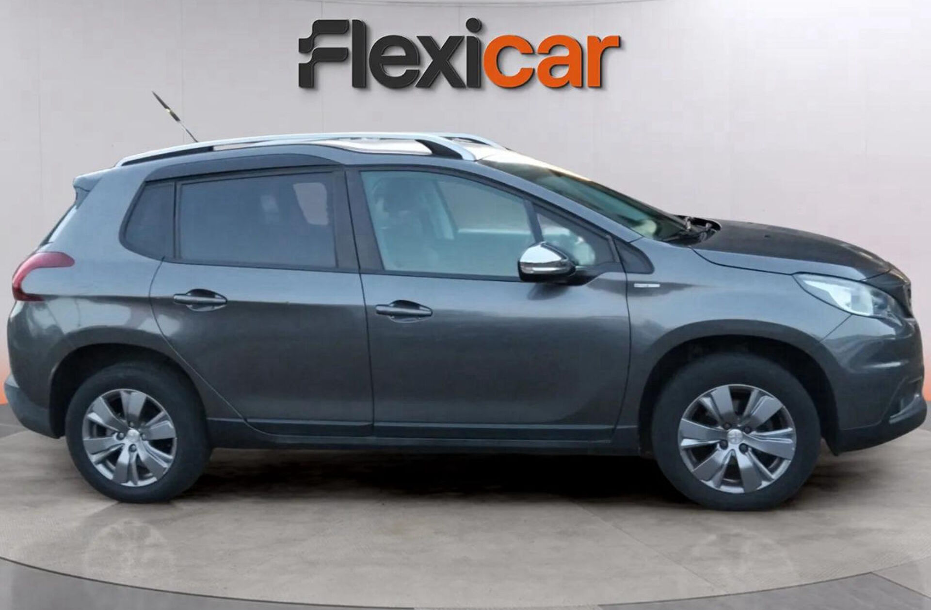 PEUGEOT 2008 1.2 PureTech Style