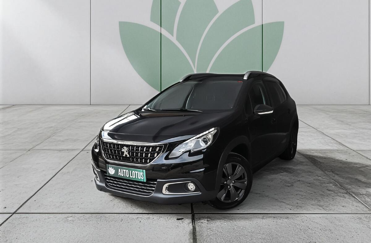 PEUGEOT 2008 1.2 PureTech Signature
