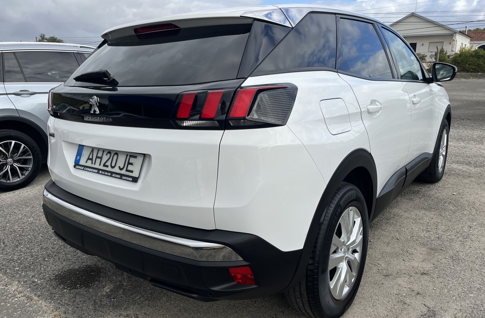 PEUGEOT 3008 1.5 BlueHDi Crossway EAT8