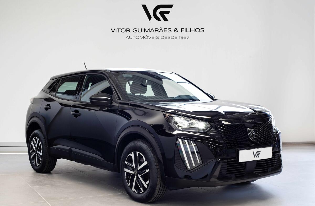 PEUGEOT 2008 1.2 PureTech Active