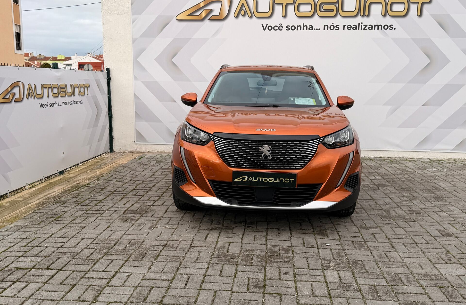 PEUGEOT 2008 1.2 PureTech Allure