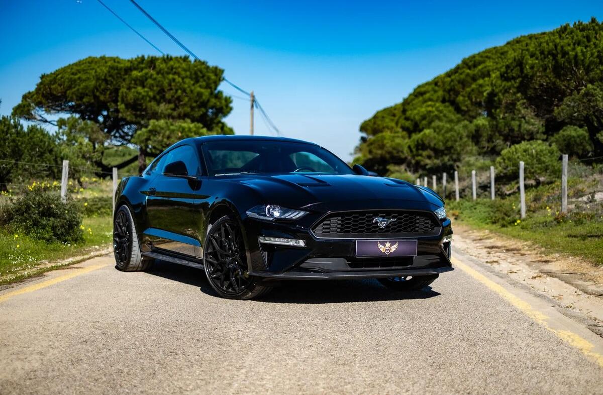 FORD Mustang 2.3i EcoBoost Aut.