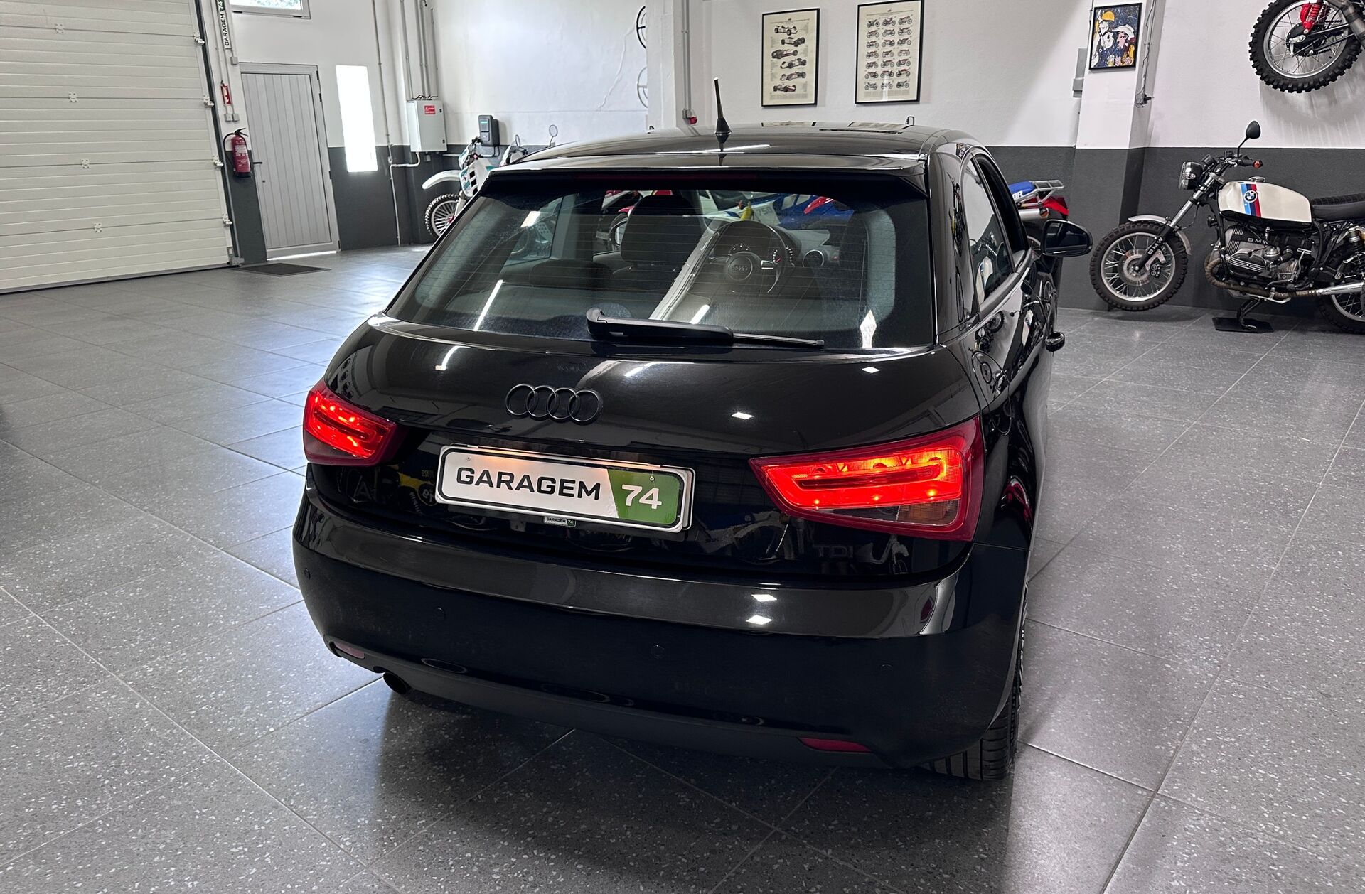 AUDI A1 1.6 TDi Advance 99g