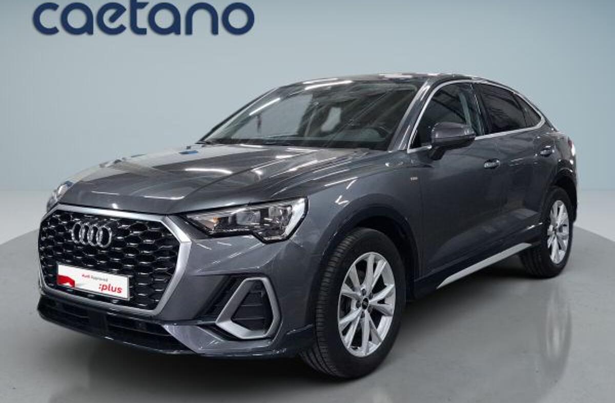 AUDI Q3 35 TDI S line S tronic