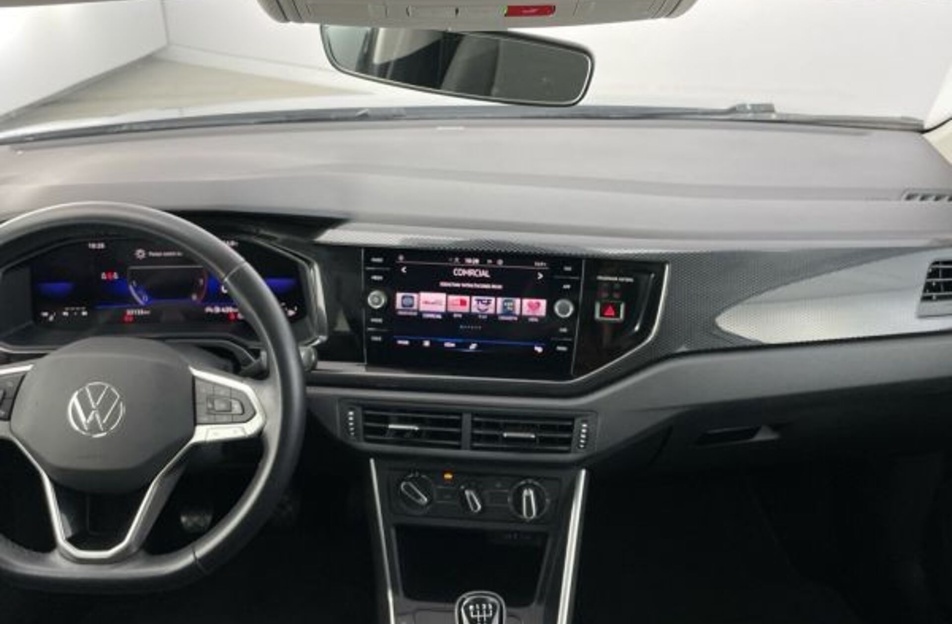 VOLKSWAGEN Polo 1.0 TSI Urban