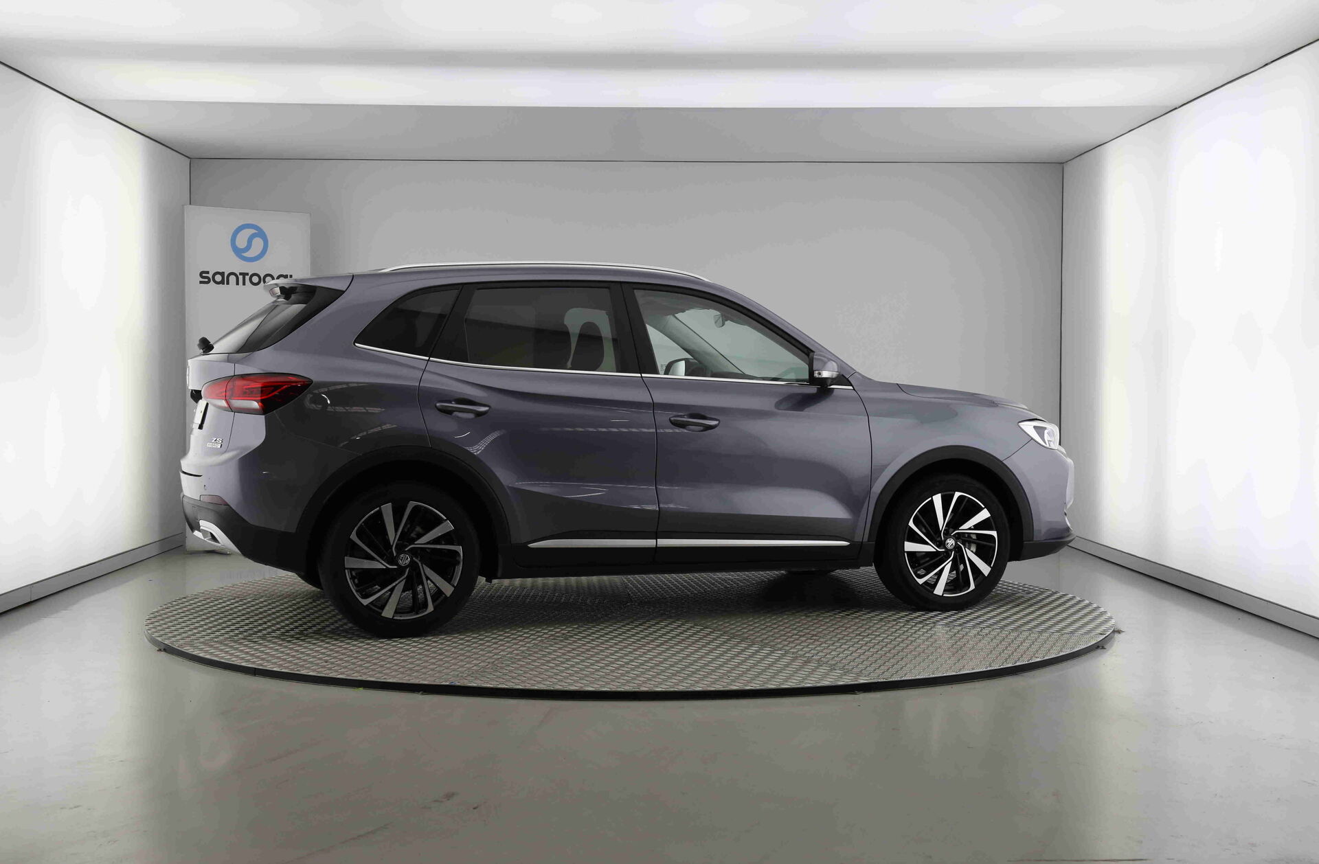 MG ZS 72.6 kWh Luxury