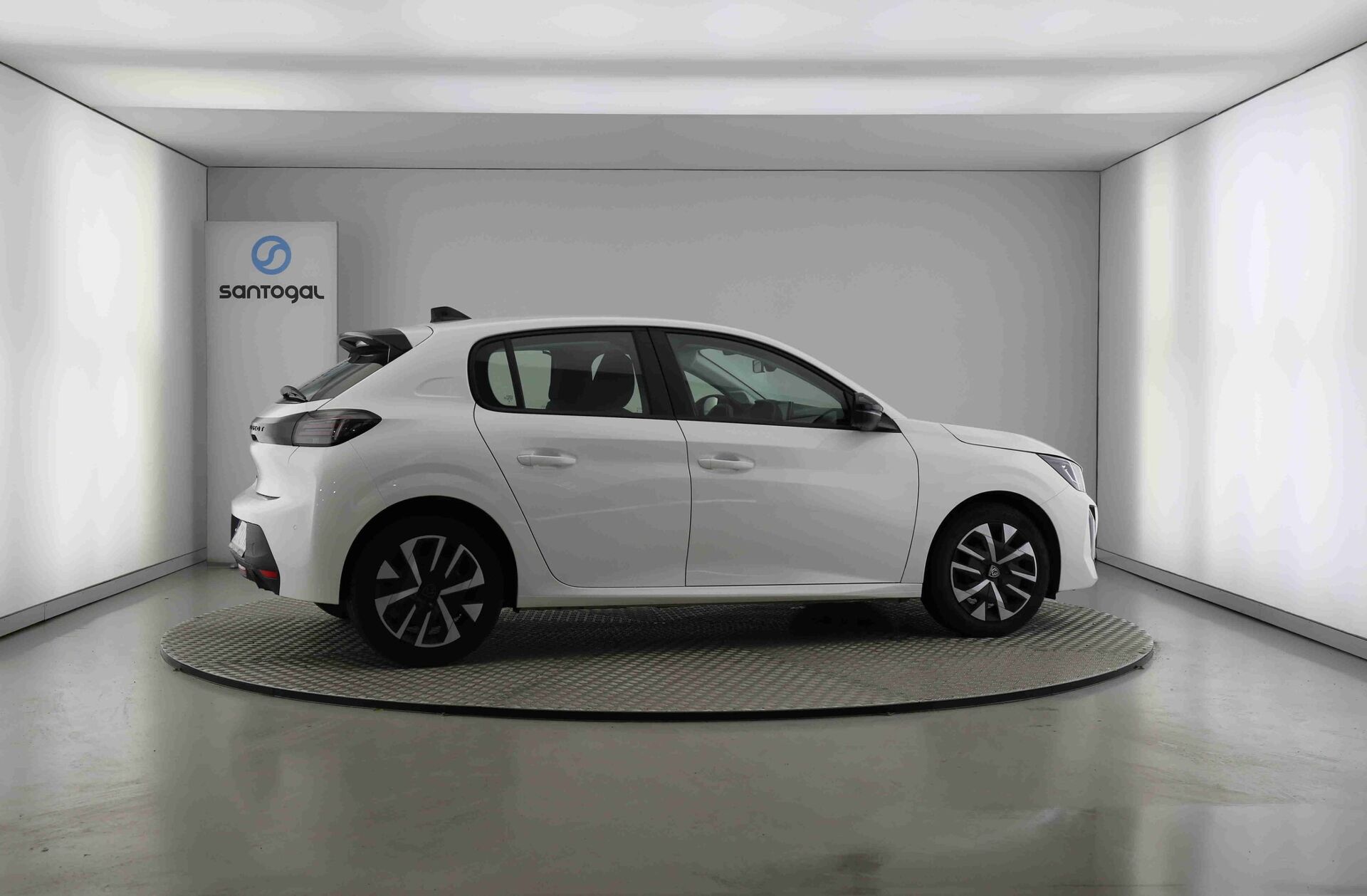 PEUGEOT 208 1.2 PureTech Active