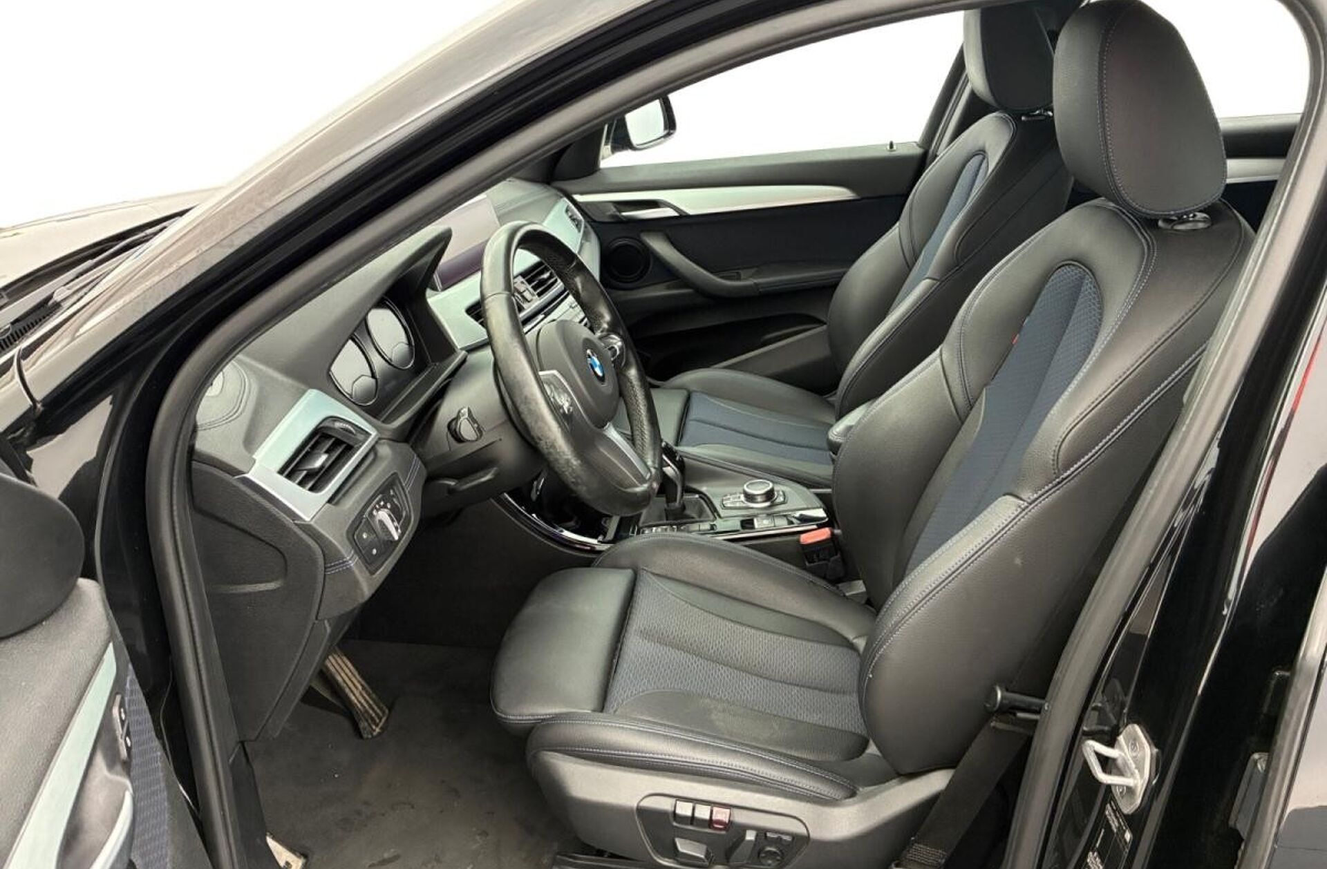 BMW X2 18 d sDrive Auto