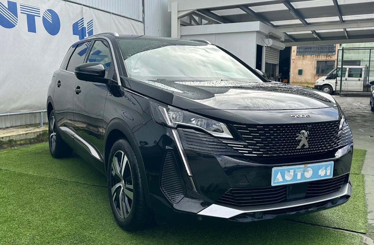 PEUGEOT 5008 1.5 BlueHDi GT