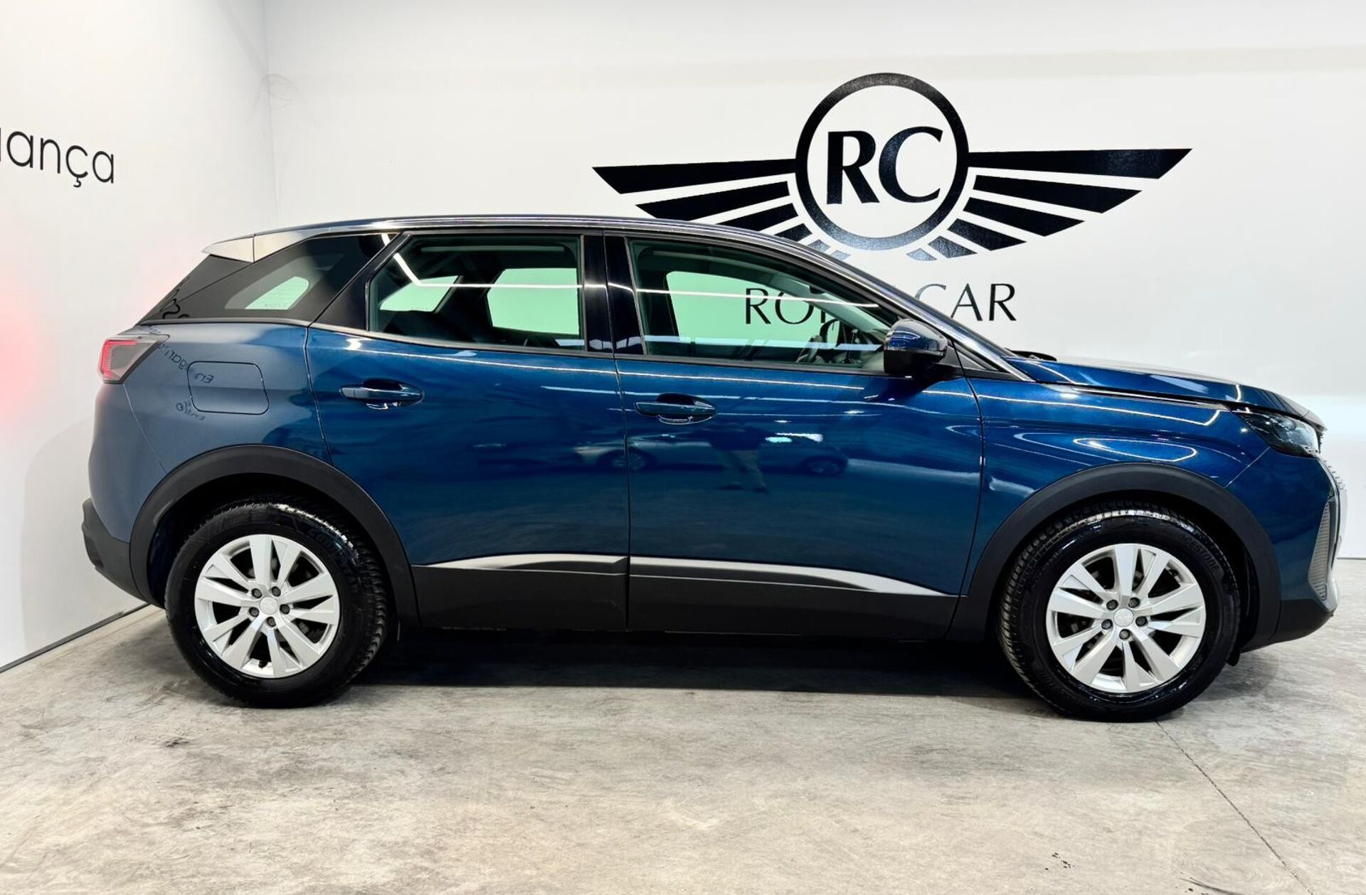 PEUGEOT 3008 1.5 BlueHDi Active Pack