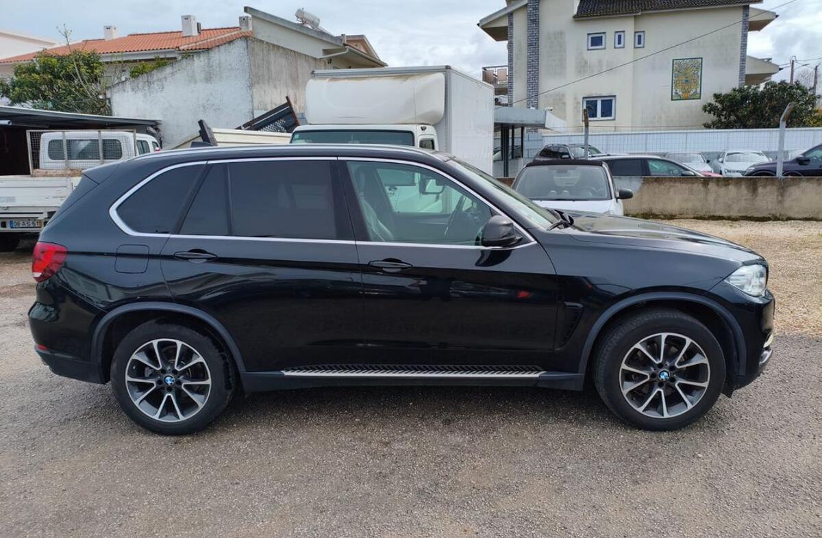 BMW X5 25 d sDrive Comfort 7L