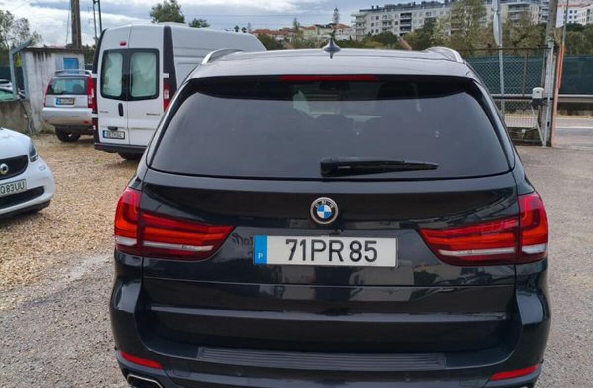 BMW X5 25 d sDrive Comfort 7L