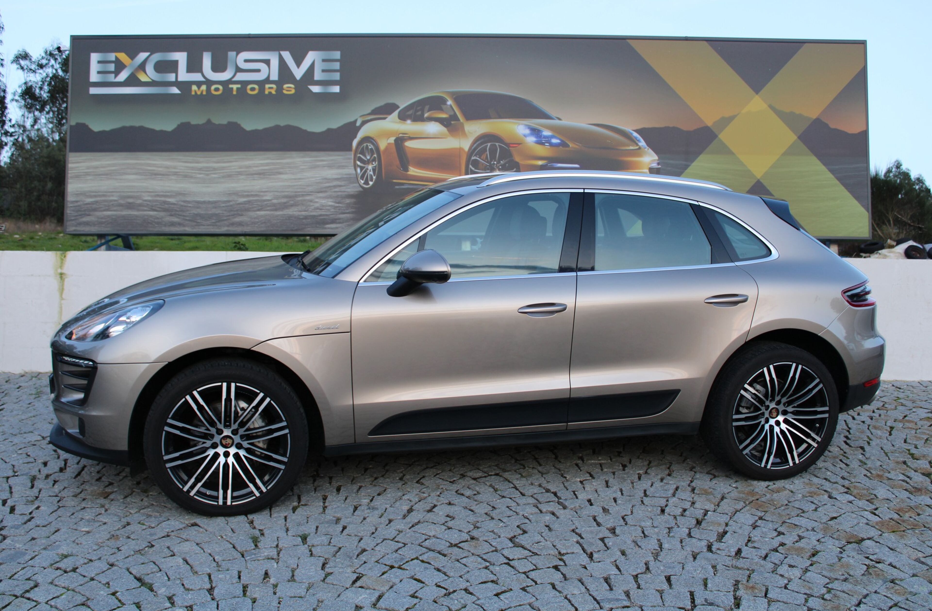 PORSCHE Macan S