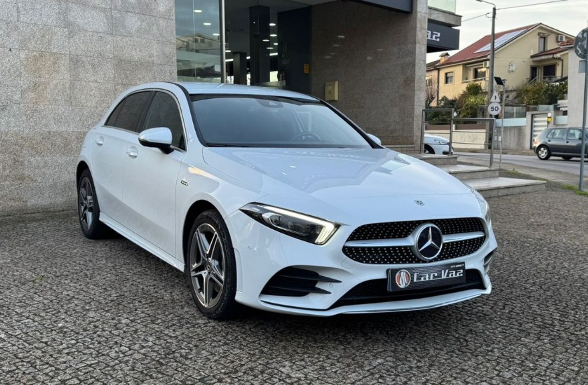 MERCEDES Classe A A 250 e AMG Line