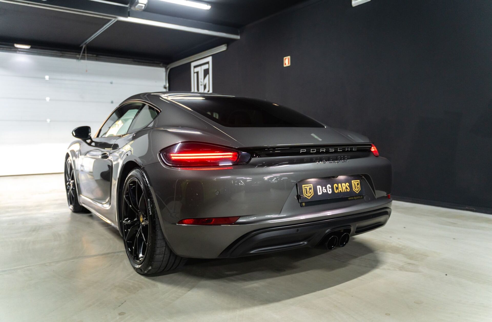 PORSCHE 718 Cayman 2.0 PDK