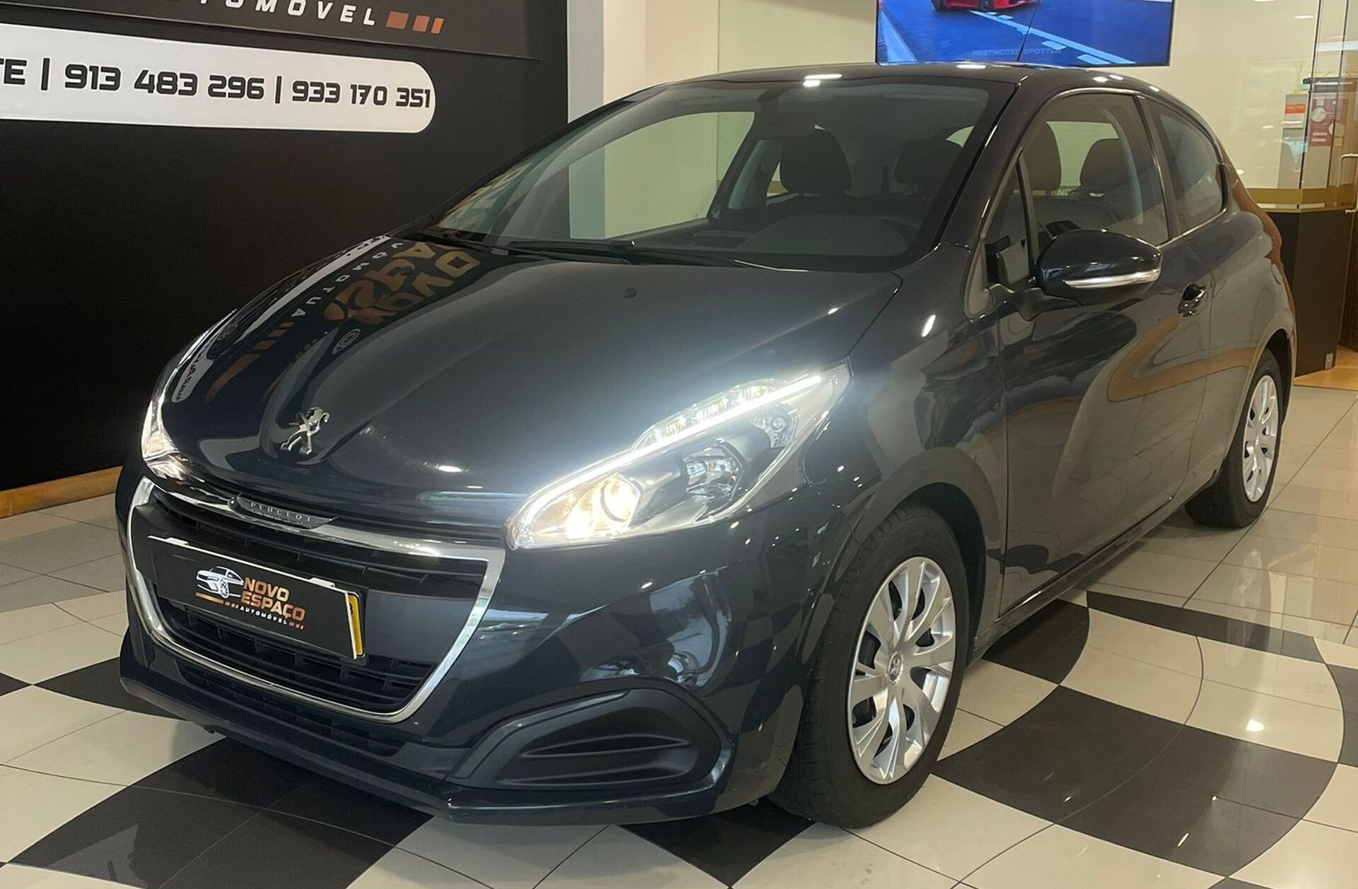 PEUGEOT 208 1.6 BlueHDi Active