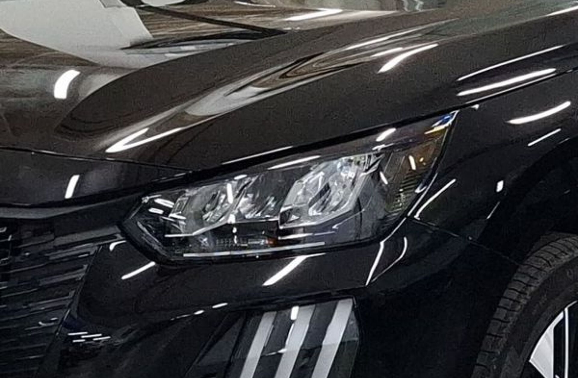 PEUGEOT 208 e- 51 kWh GT