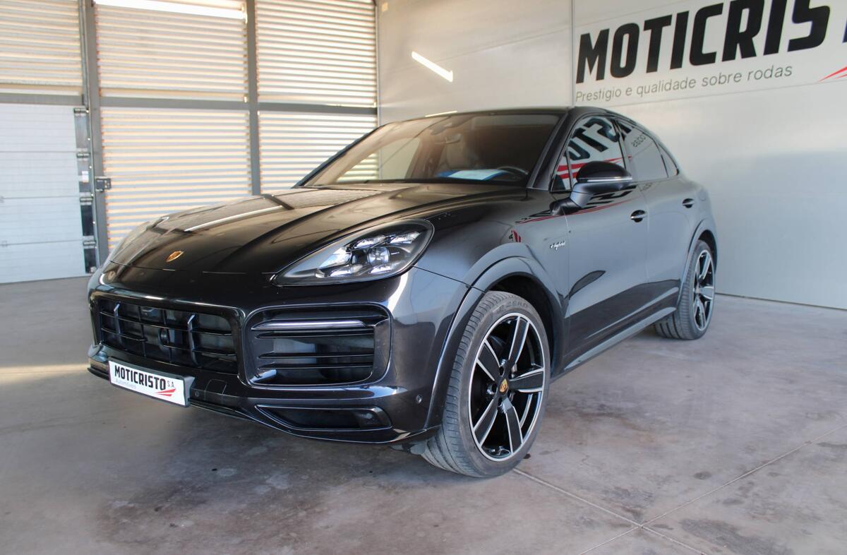 PORSCHE Cayenne E-Hybrid