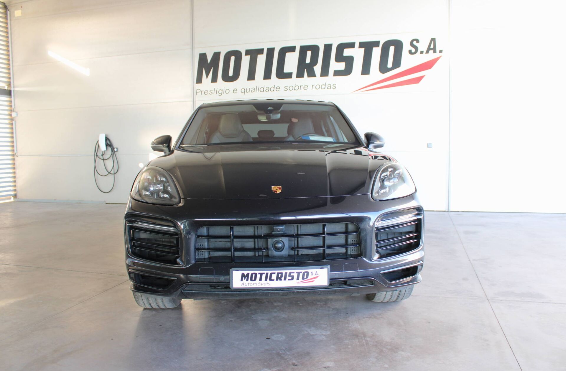 PORSCHE Cayenne E-Hybrid