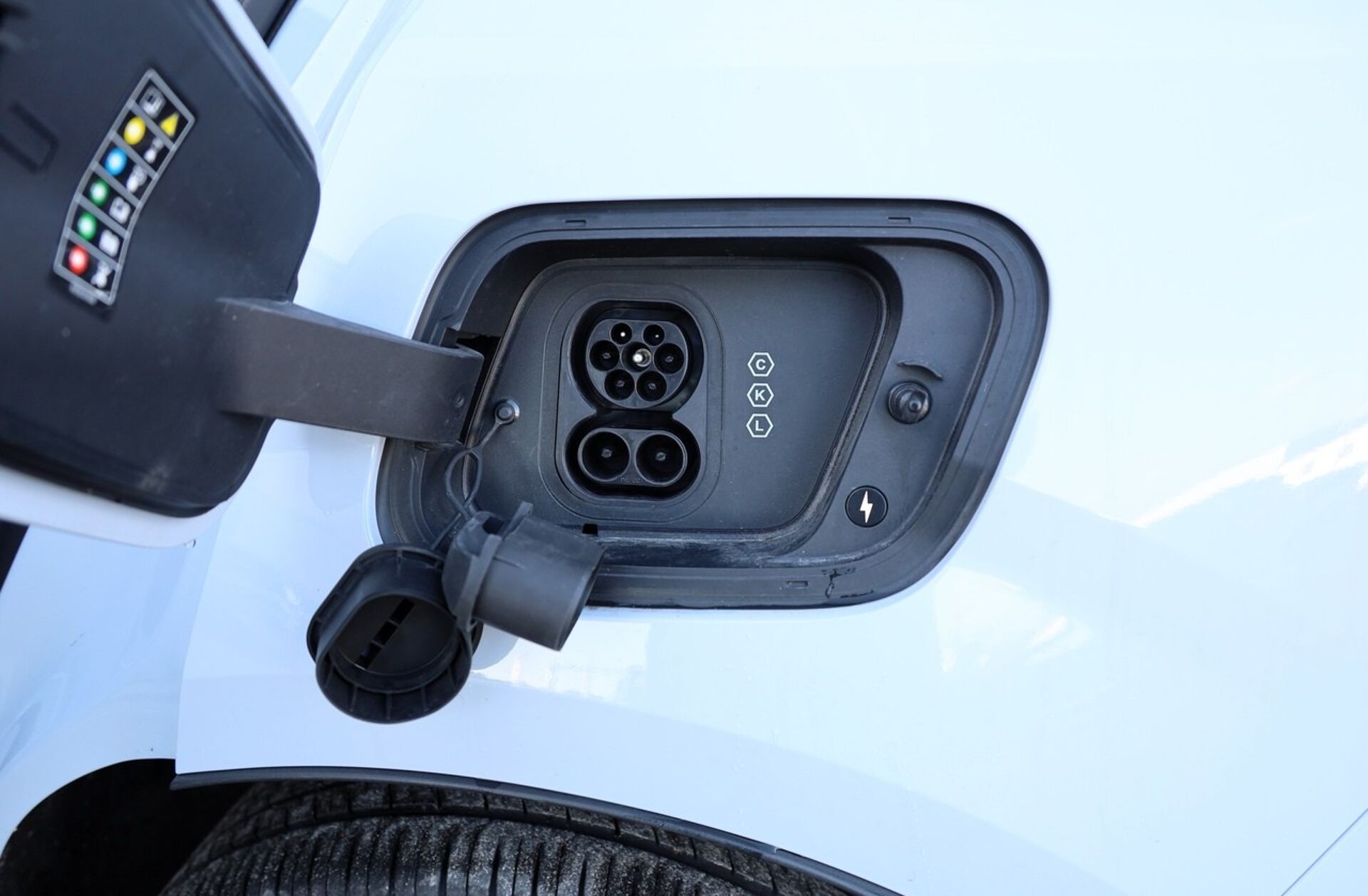 VOLVO EX30 69 kWh Single Motor Extended Range Core