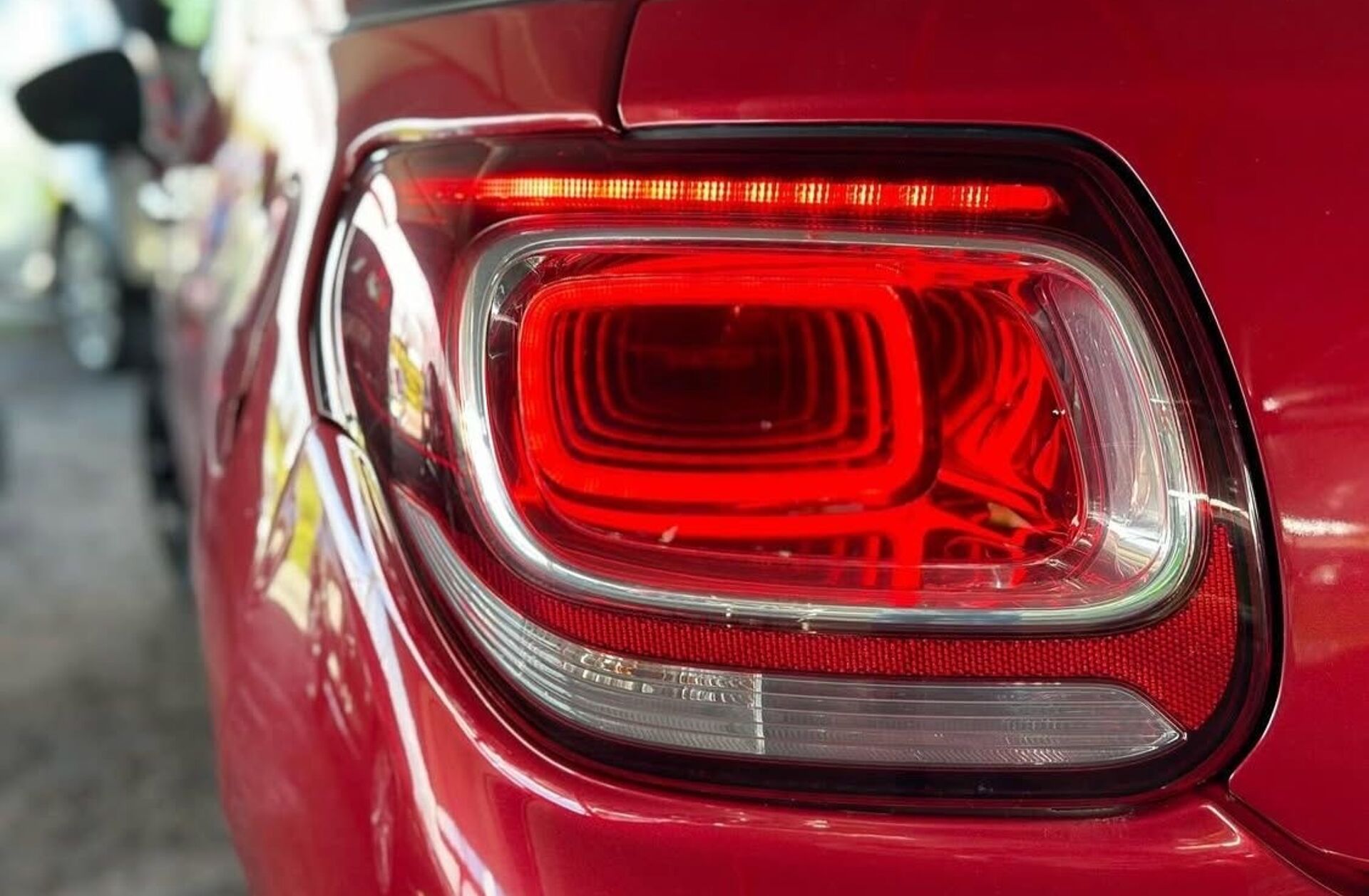 CITROEN DS 3 1.6 e-HDi Airdream Sport Chic