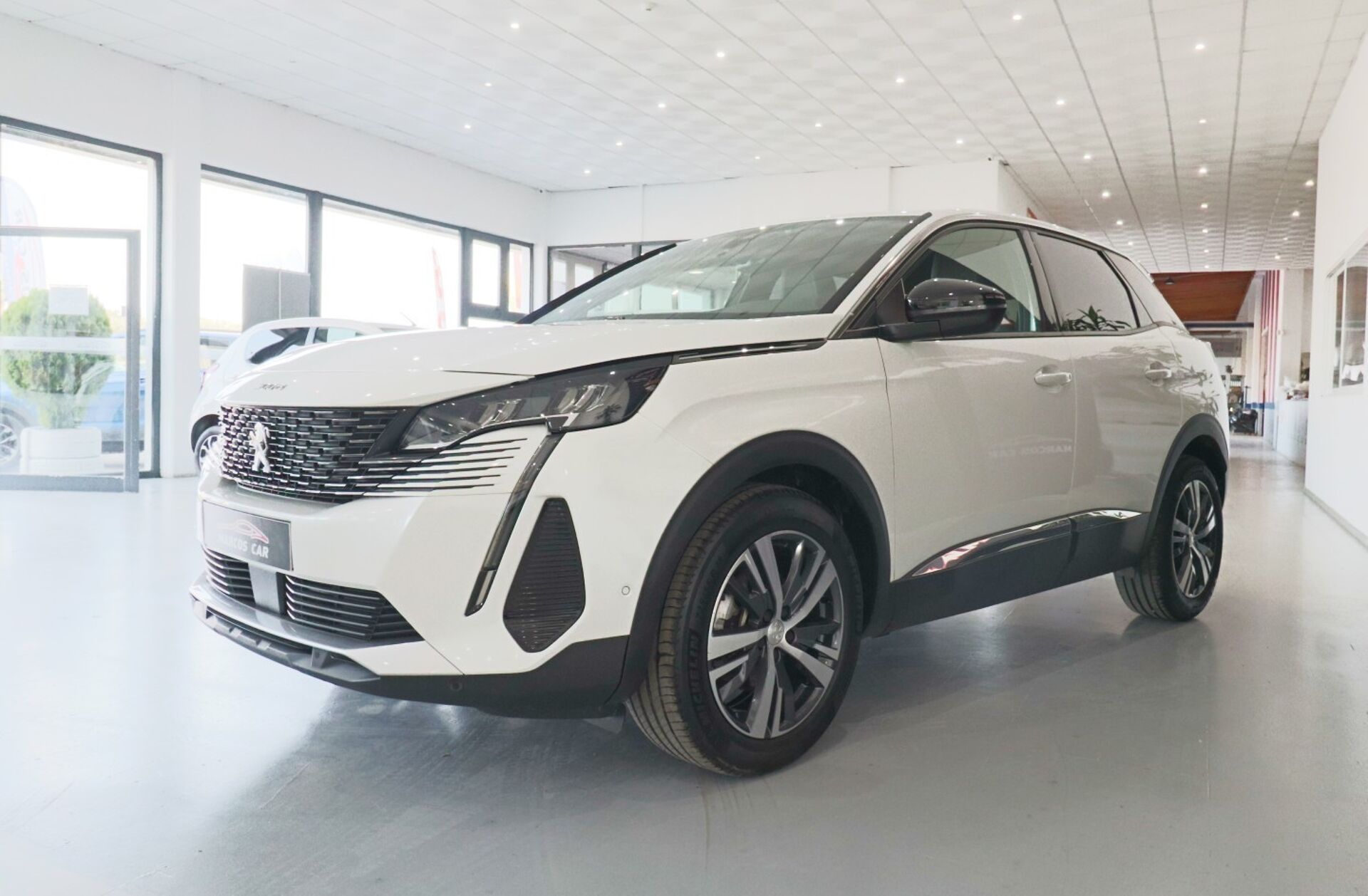 PEUGEOT 3008 1.5 BlueHDi Allure Pack EAT8