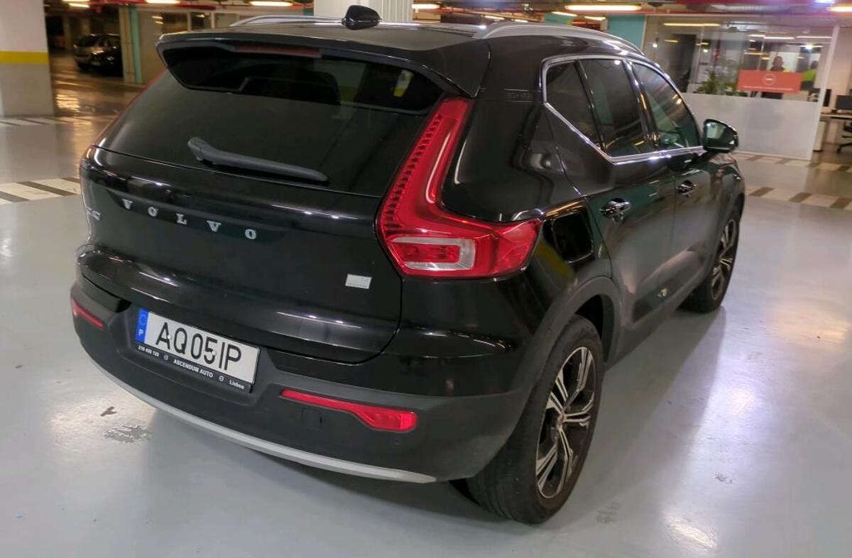 VOLVO XC40 1.5 T4 PHEV Inscription Expression