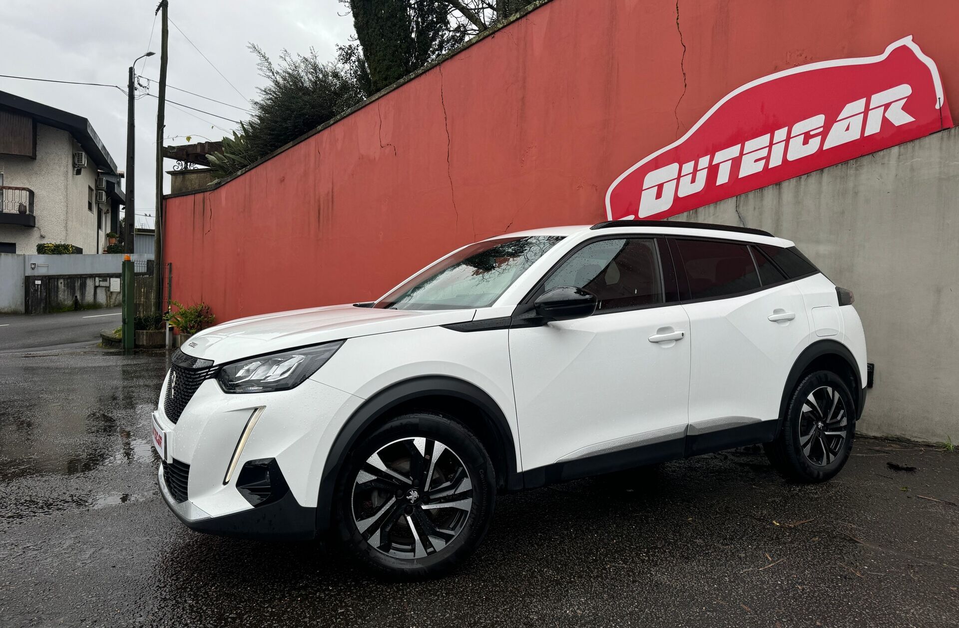 PEUGEOT 2008 1.2 PureTech Allure Pack