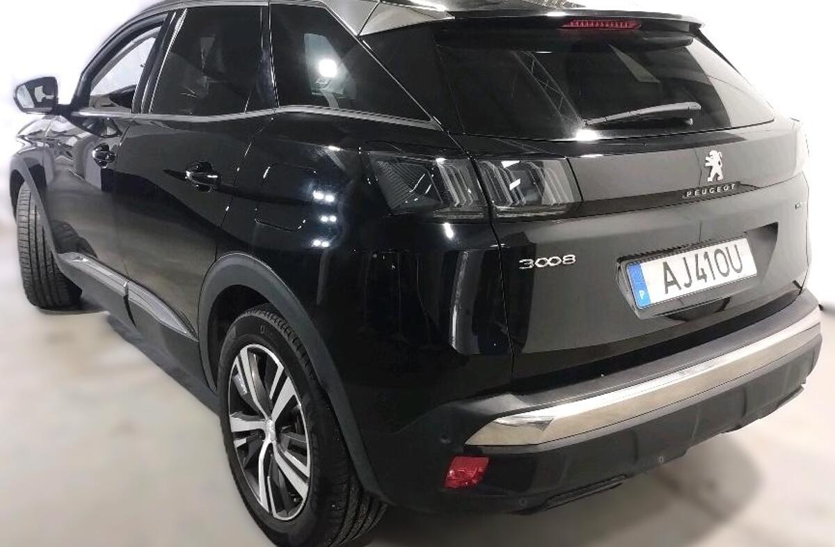 PEUGEOT 3008 1.6 Hybrid Allure Pack e-EAT8