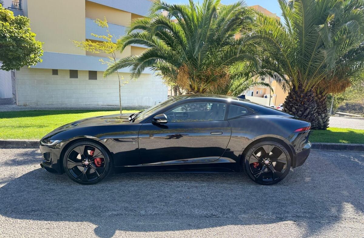 JAGUAR F-Type 2.0 i4 R-Dynamic