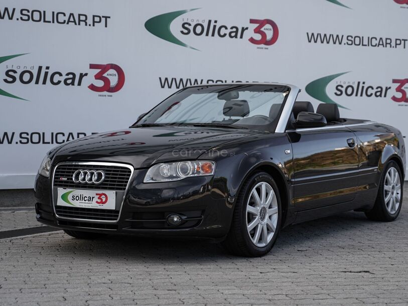 Audi A4 Cabrio. 2.0 TFSi Sline com 227 480 km por 12 500 € Stand