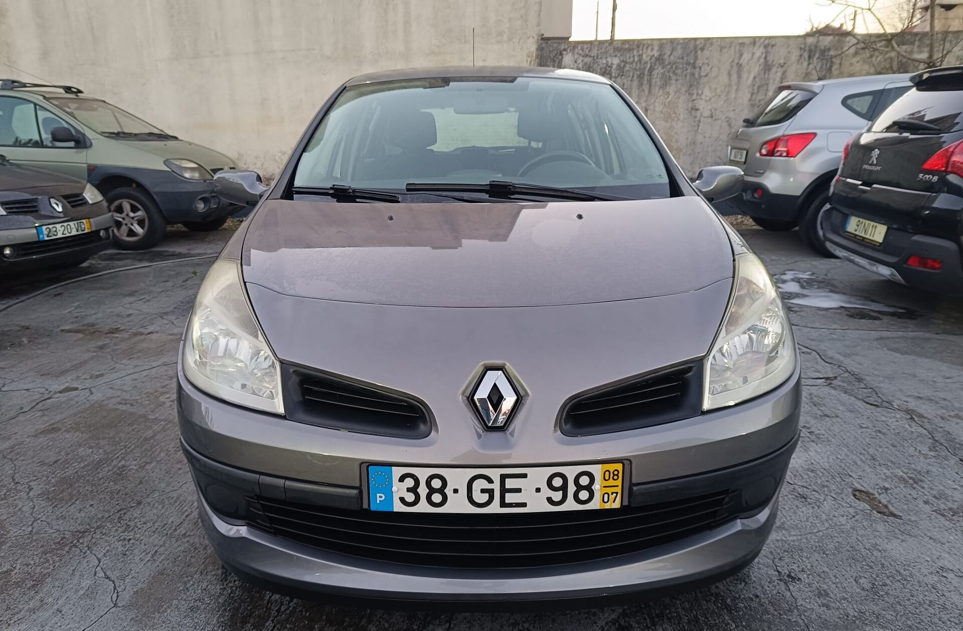 RENAULT Clio 1.2 16V Dynamique S