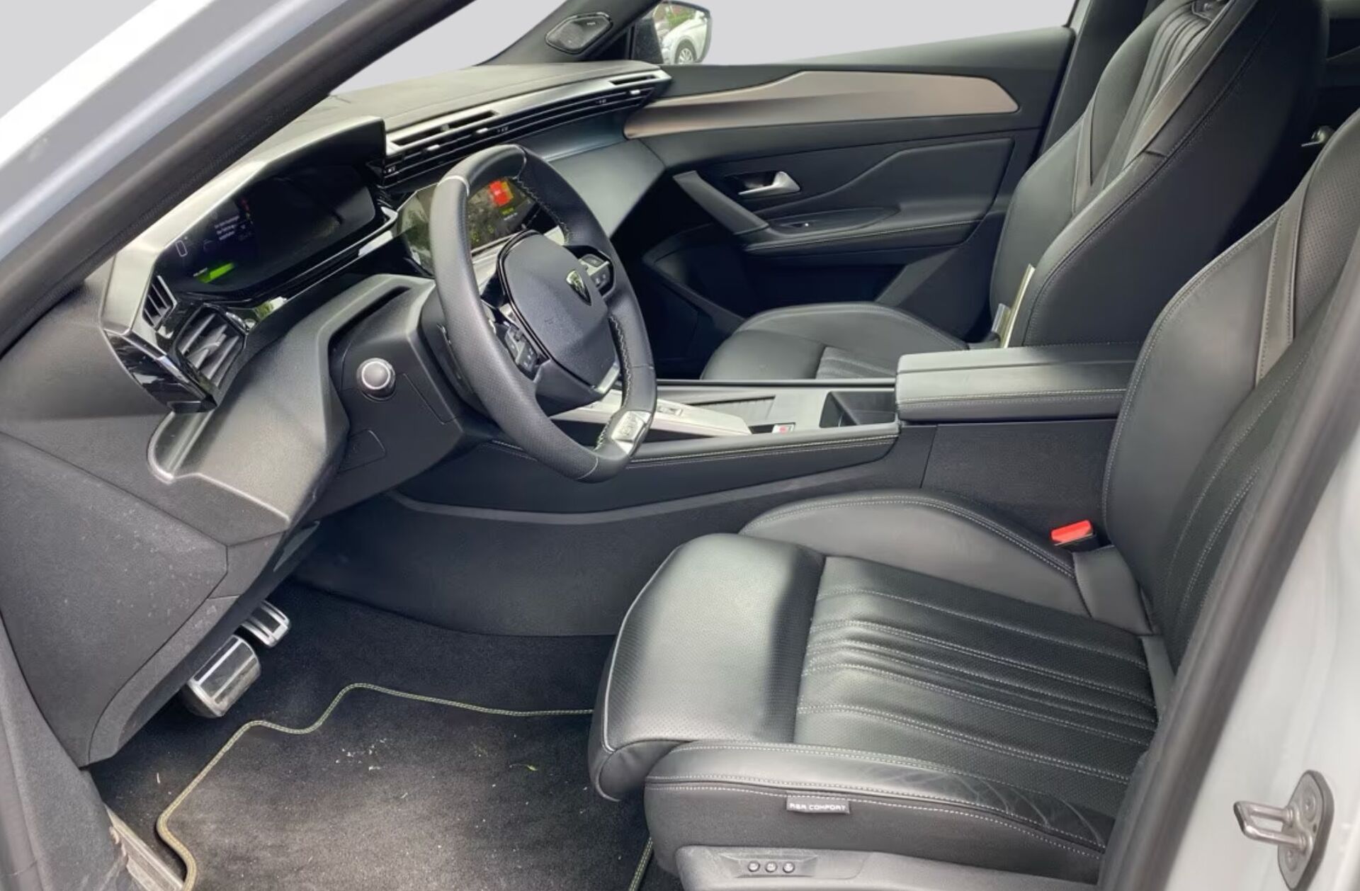 PEUGEOT 408 1.2 PureTech GT EAT8