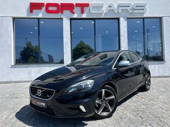 VOLVO V40 1.6 D2 R-Design