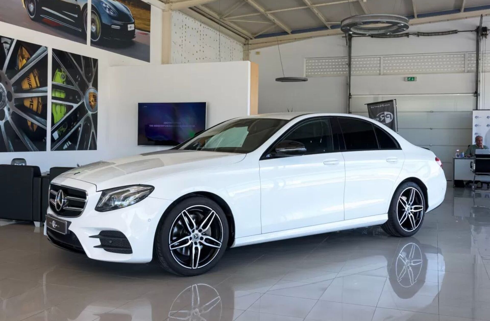 MERCEDES Classe E E 220 d 9G-TRONIC AMG Line