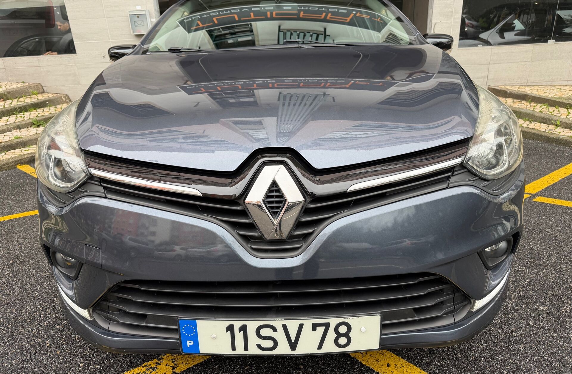 RENAULT Clio 0.9 TCe Limited Edition